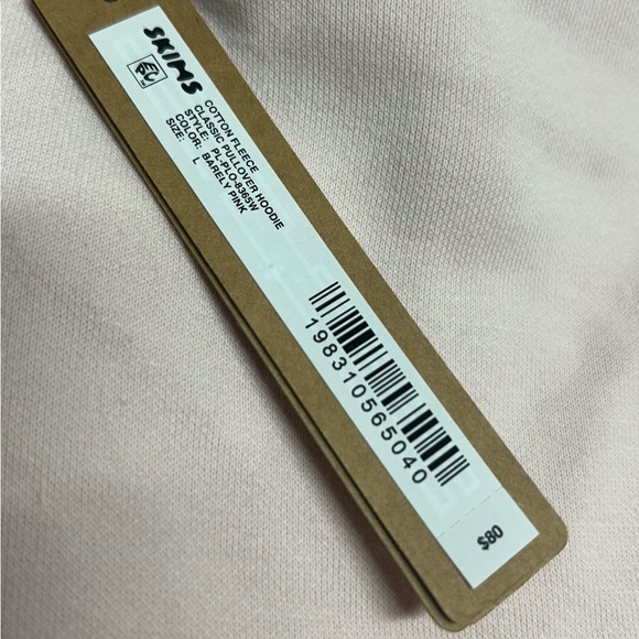 Skims Cotton Fleece Classic Pullover Hoodie Barely Pink - Picture 4 of 4